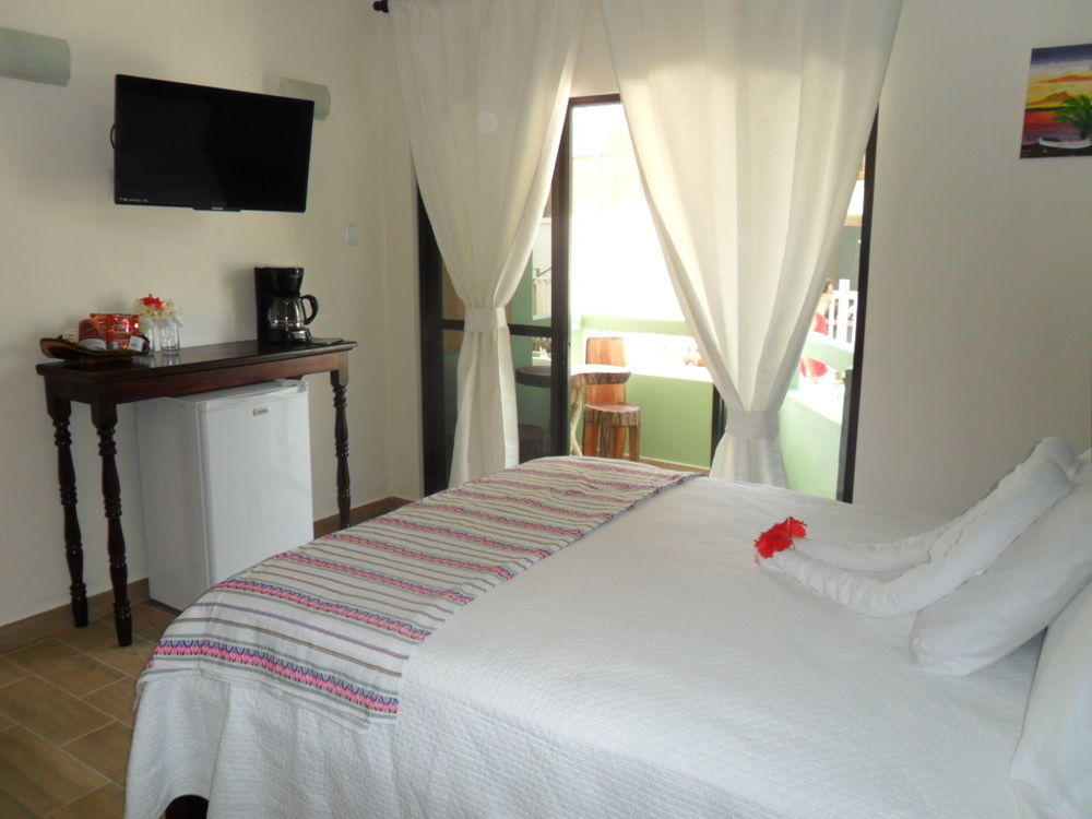 Jans Hotel Caye Caulker Exterior photo